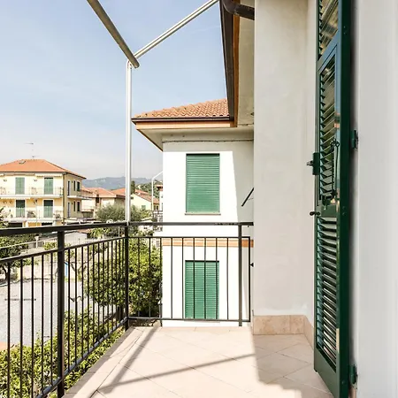 Apartment Palma Diano Marina