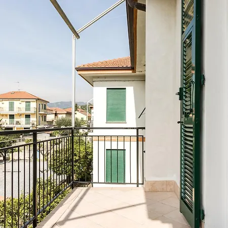 Apartment Palma Diano Marina